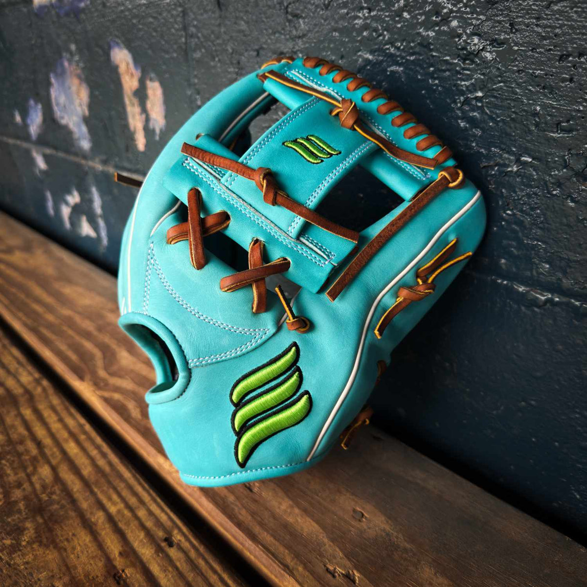 Emery Summit 1627 (Trufit™ Infield) – Sky Blue – Emery Glove Co.