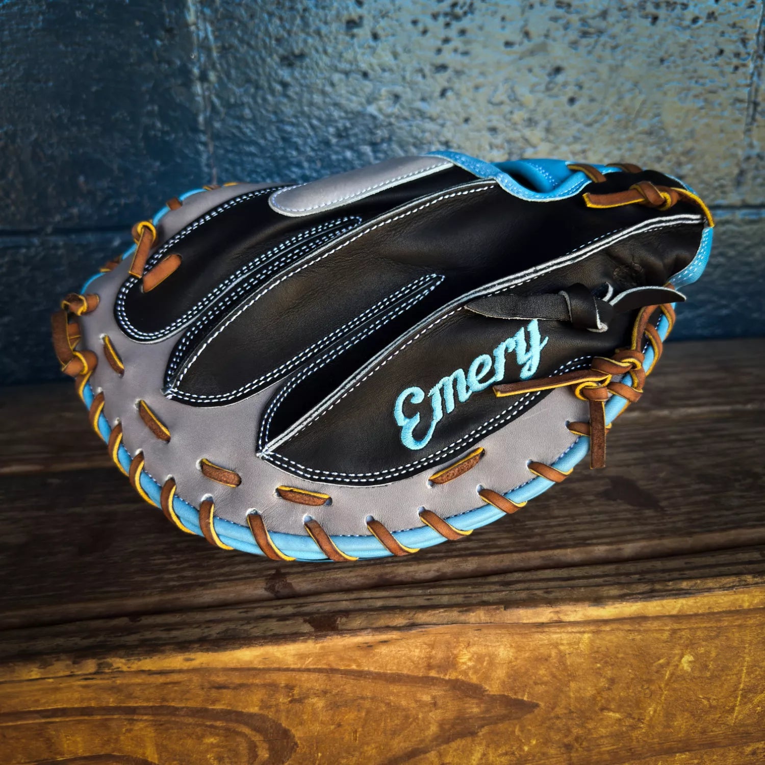 Emery Summit Pro 1019CM Catcher's Mitt - Black / Grey – Emery