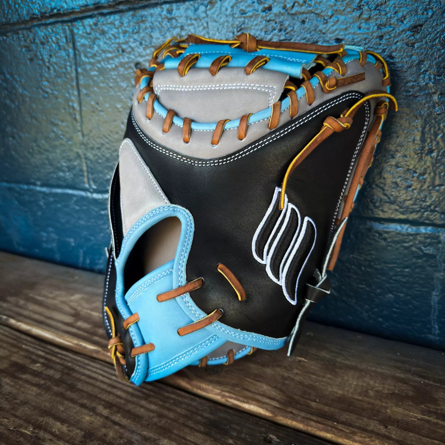Emery Summit Pro 1019CM Catcher's Mitt - Black / Grey – Emery