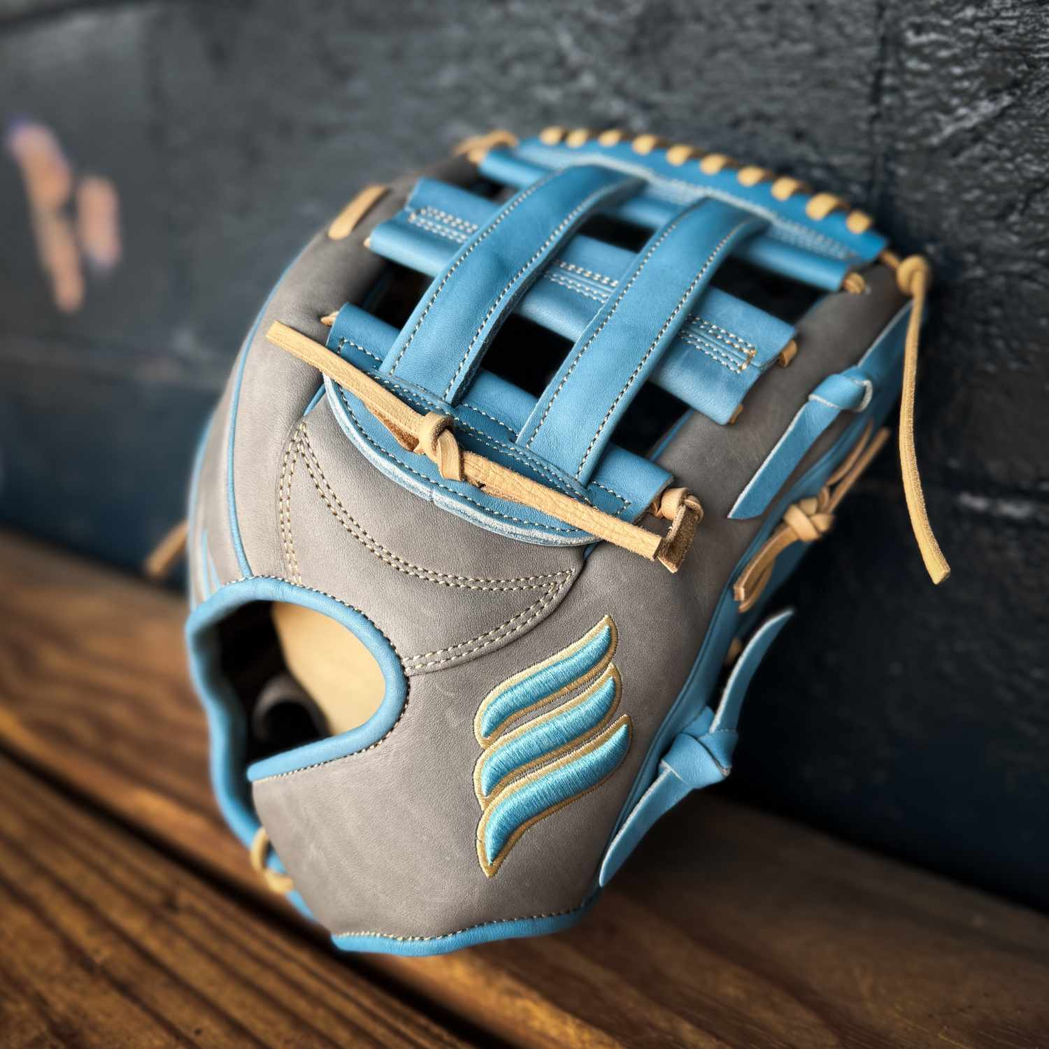 エメリー　EMERY YC52 外野手用グローブ　サミットシリーズ Emery Summit YC52 Outfield Glove - Grey / Carolina Blue – Emery