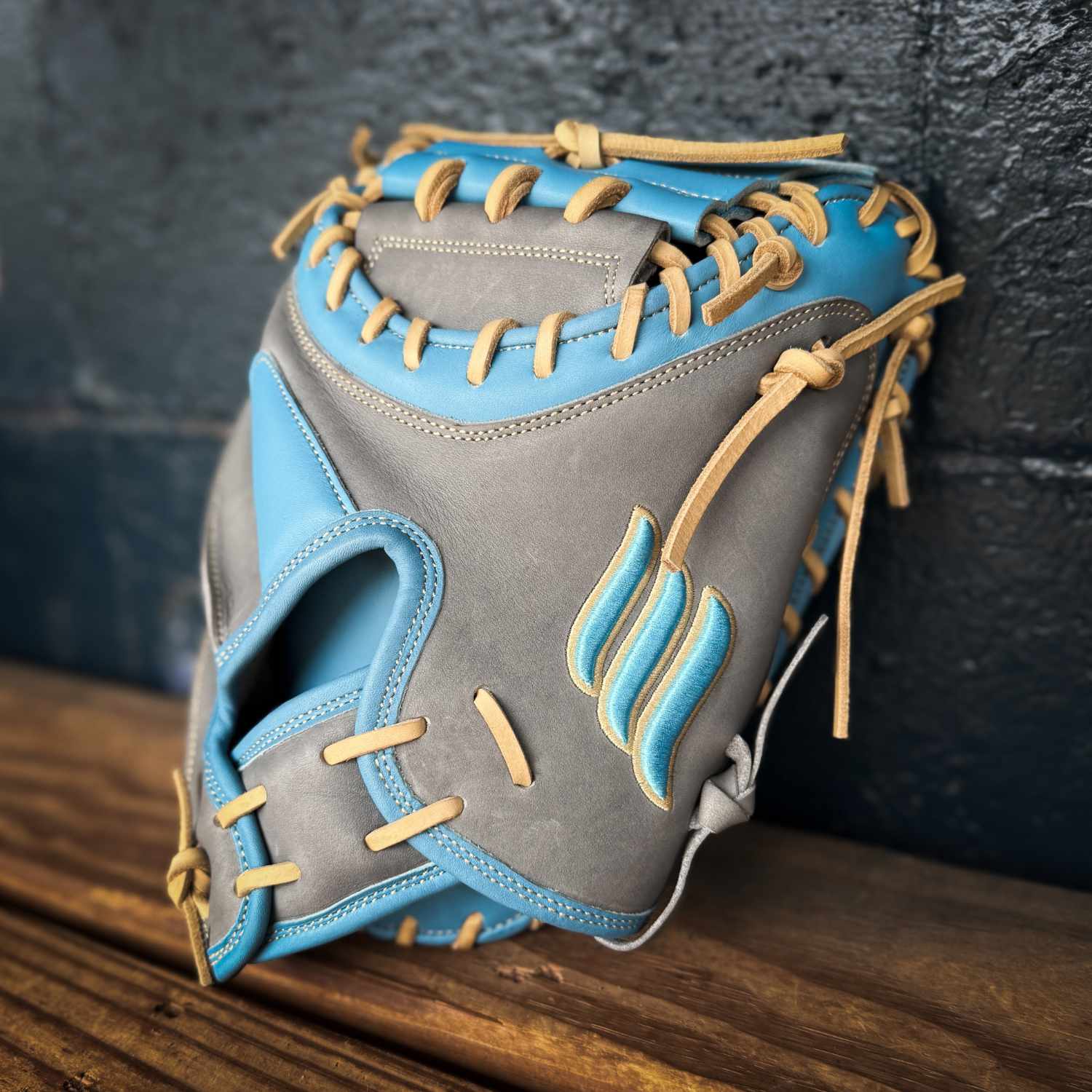 Emery Summit 1019CM Catcher's Mitt – Grey / Carolina Blue – Emery