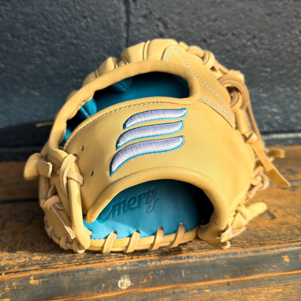 Emery Summit 1627 Infield Glove – Blonde – Emery Glove Co.