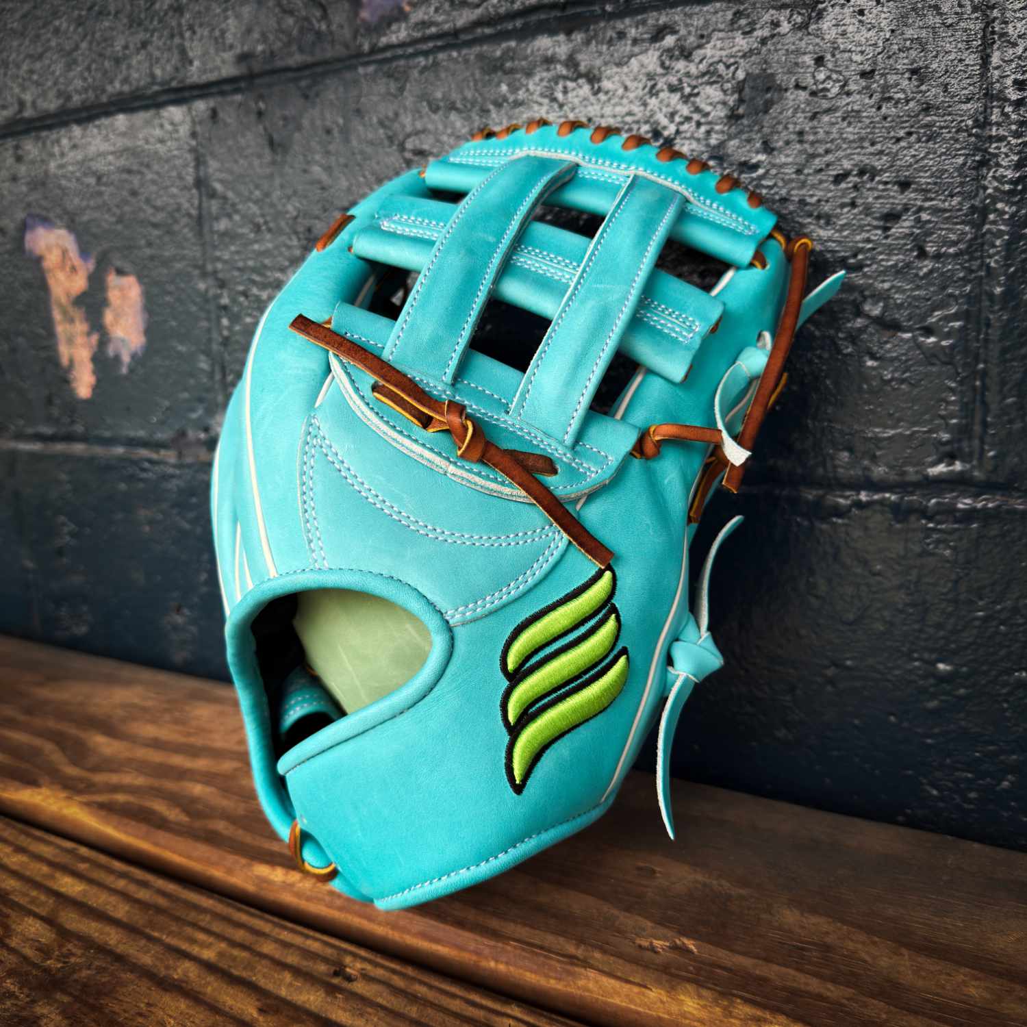 Emery Summit YC52 Outfield Glove – Sky Blue – Emery Glove Co.